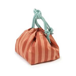 Juslin Maunula - Pouch