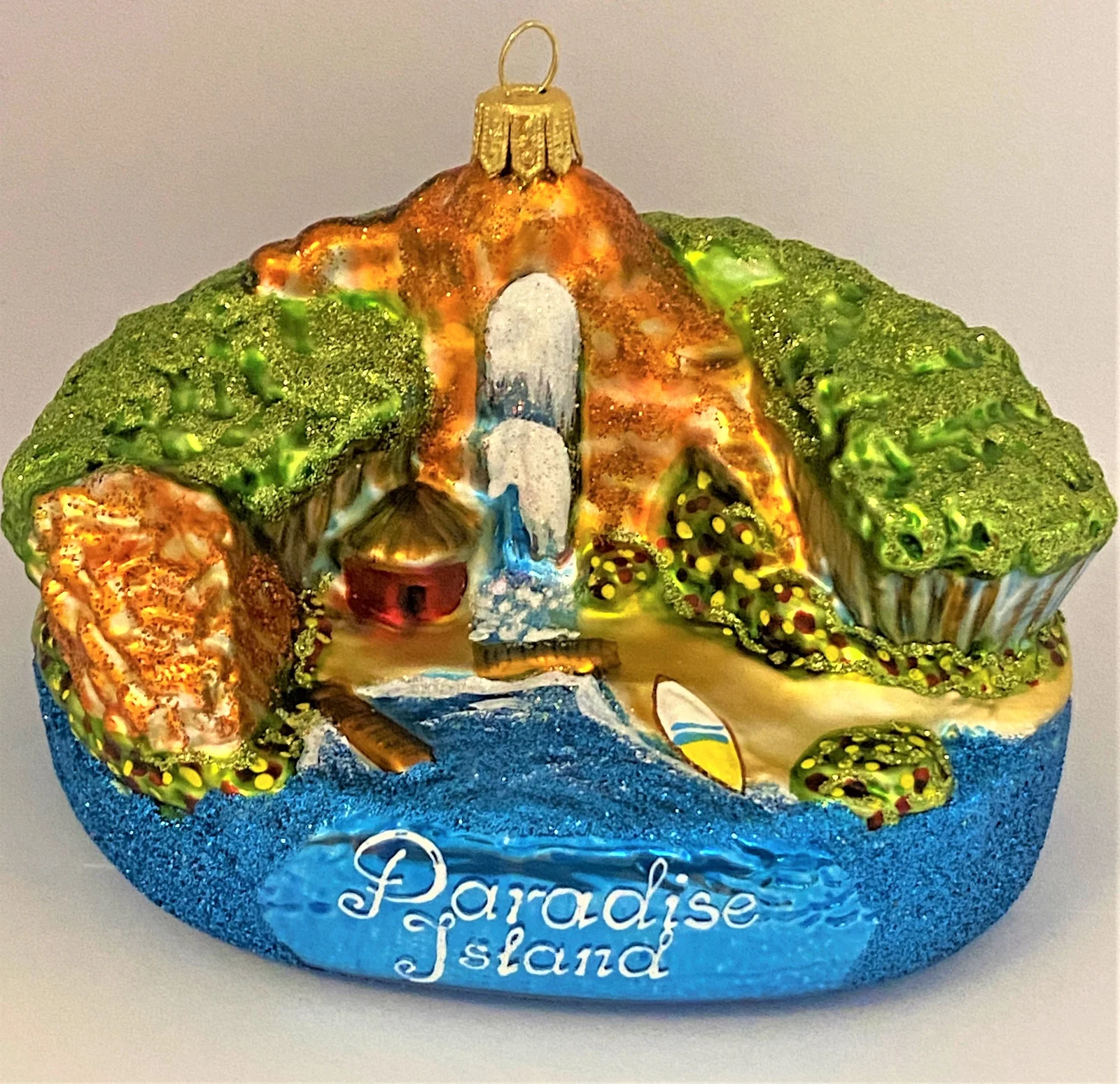 Impuls Paradies Insel mit Wasserfall