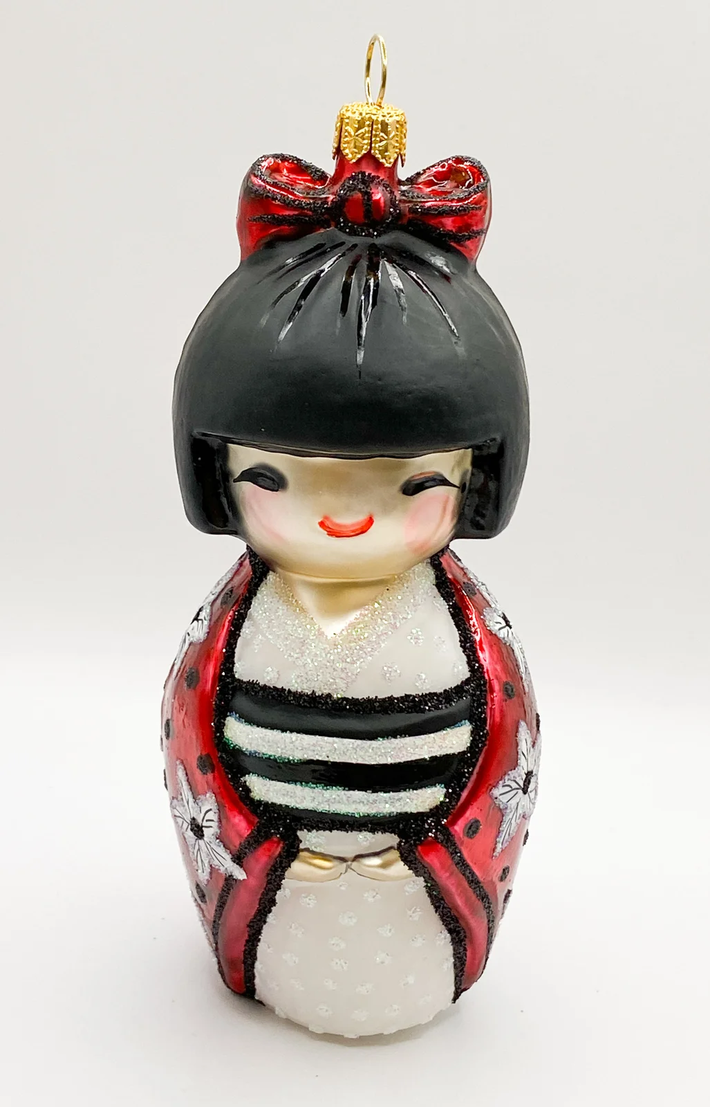 Wiktoria Japanische Kokeshi Puppe Glücksbringer im roten Mantel