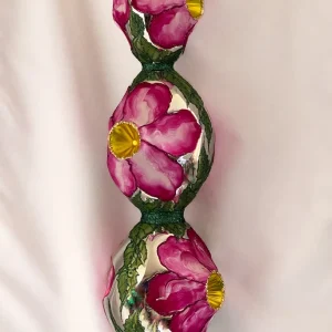 Wiktoria Grosse Spitze mit Magnolienblüten