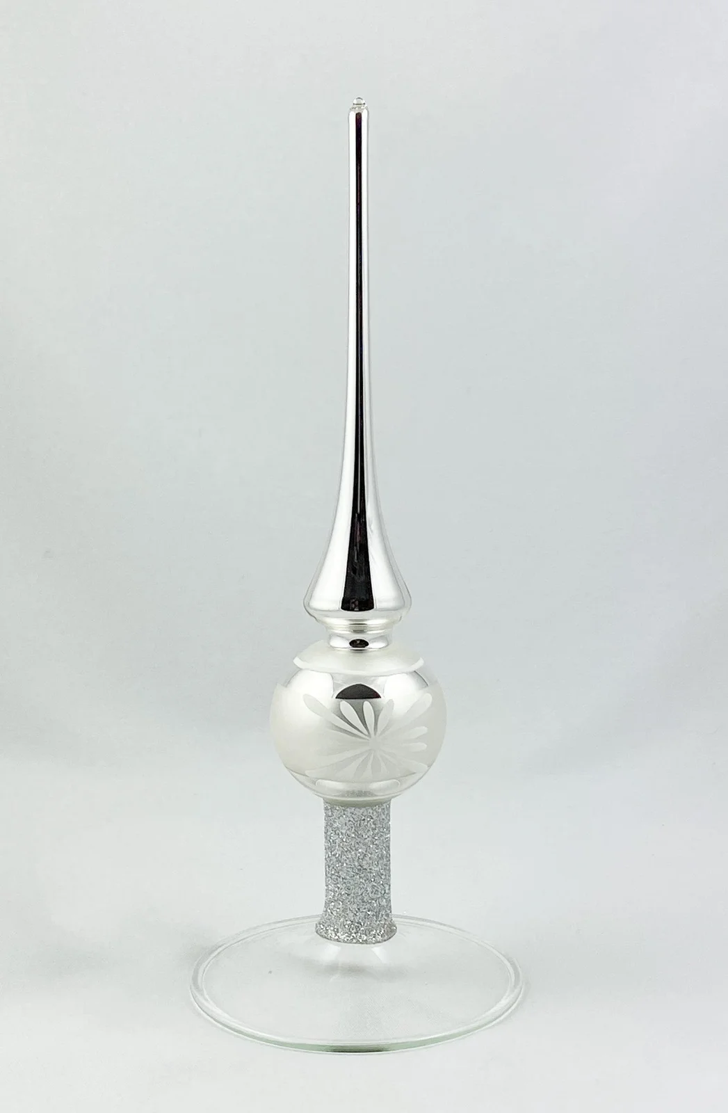 Thüringer Baumspitze Silber mit weissem Blüten-Motiv