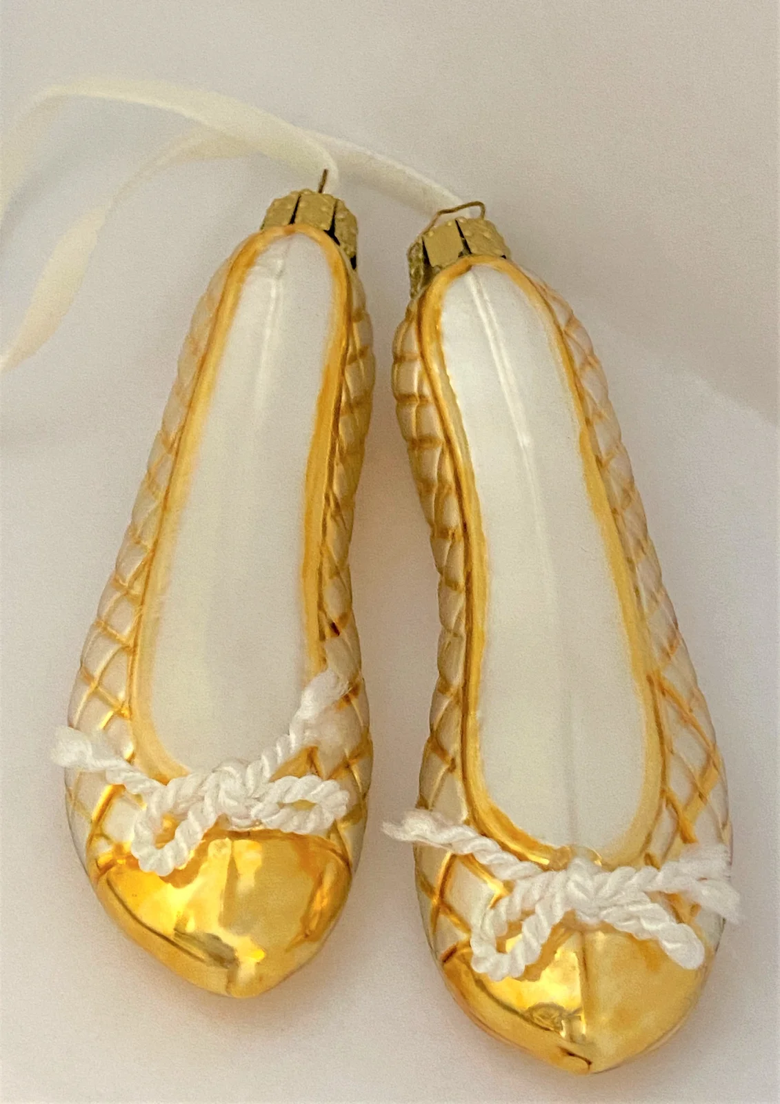 Christborn Paar weisse Ballerina mit Goldkaro