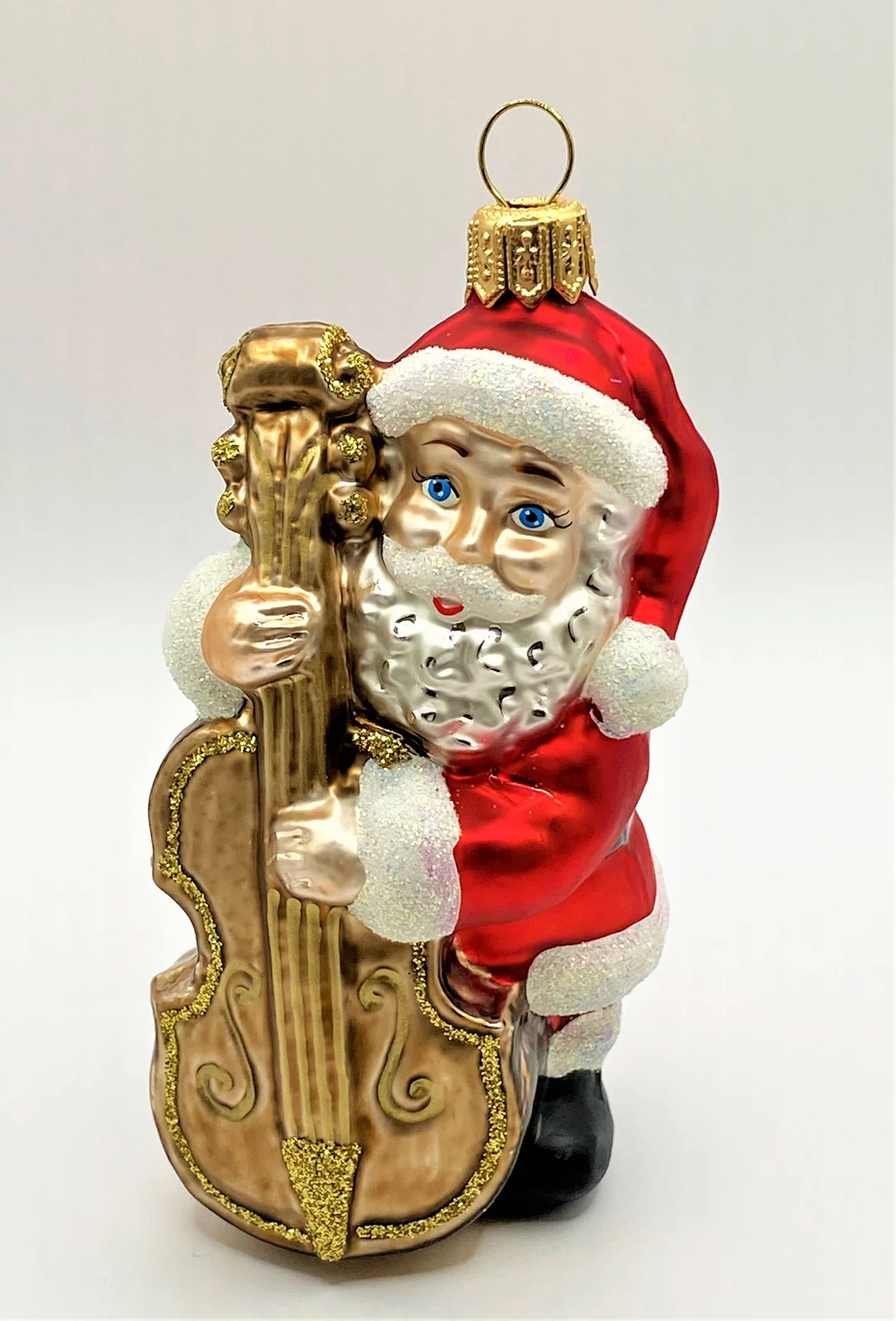 Hanco Weihnachtsmann spielt Kontrabass