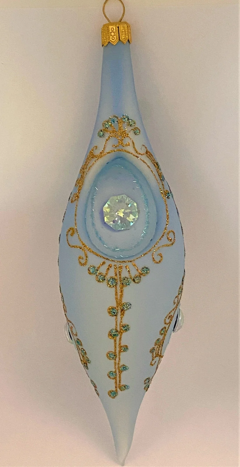 GMC Zapfenform hellblau mit Gold-Dekor und Schmucksteinen