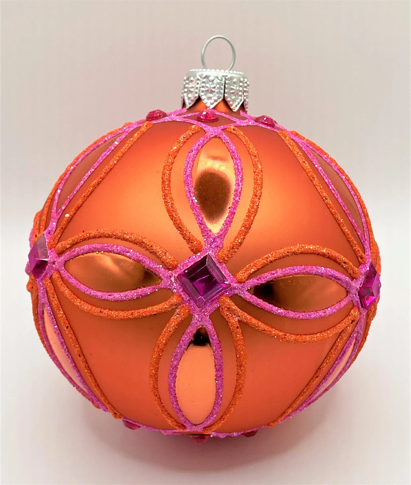 Dagmara Kugel orange mit Ellipsen-Dekor