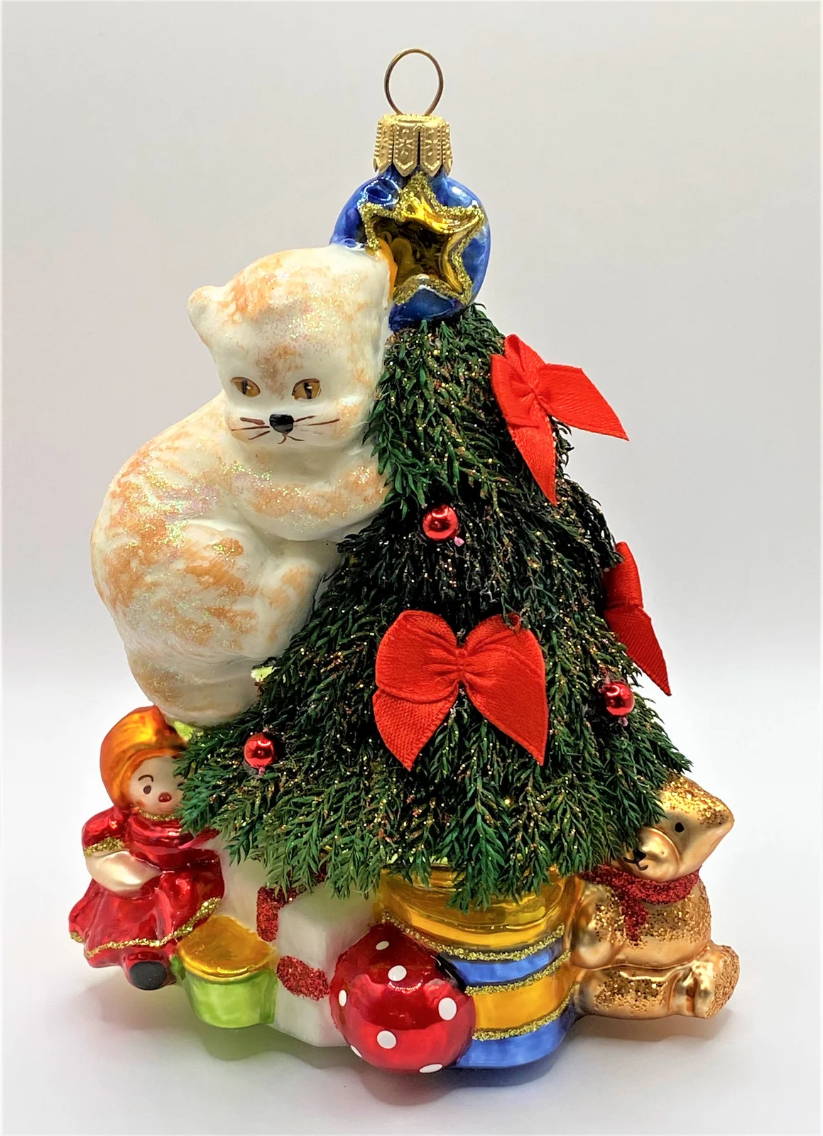 Glassware Die Katze erobert den Christbaum