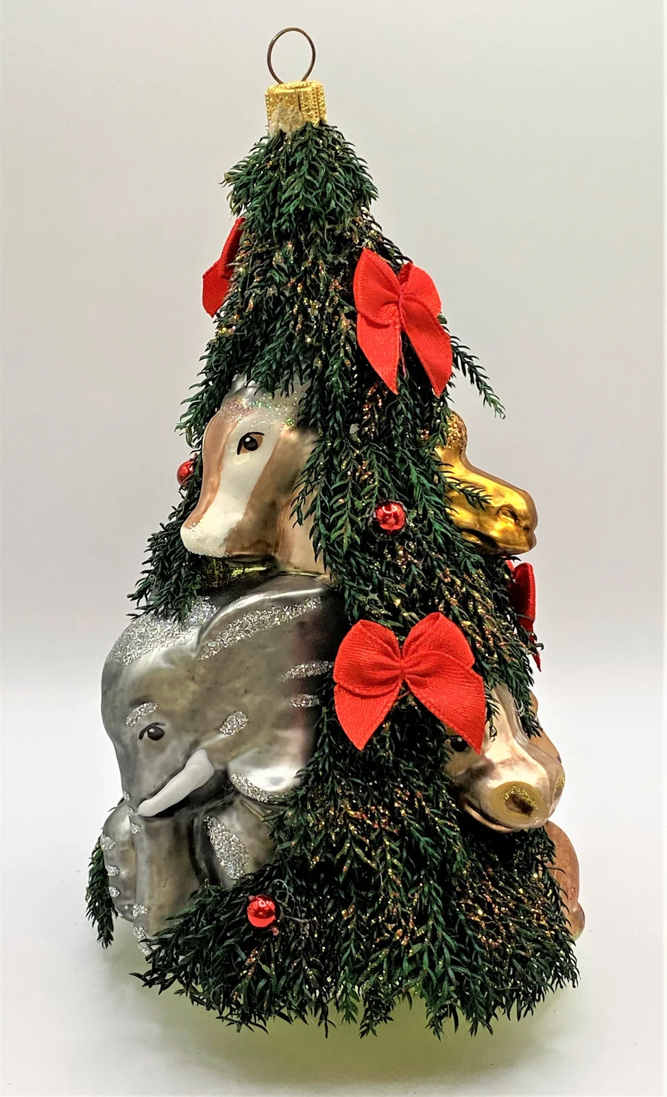 Glassware Christbaum in Afrika