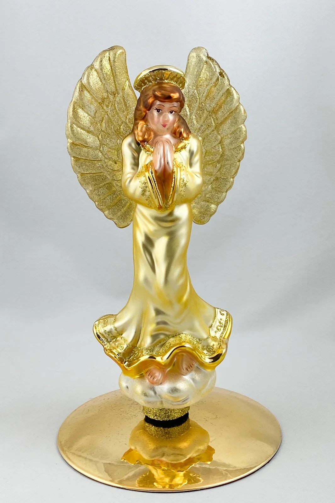 Komozja Baumspitze betender Engel im goldenen Kleid, KOMOZJA MOSTOWSKI