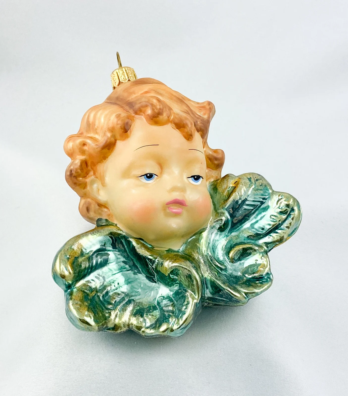 Komozja Putto mit grüngoldenen Flügeln, KOMOZJA MOSTOWSKI