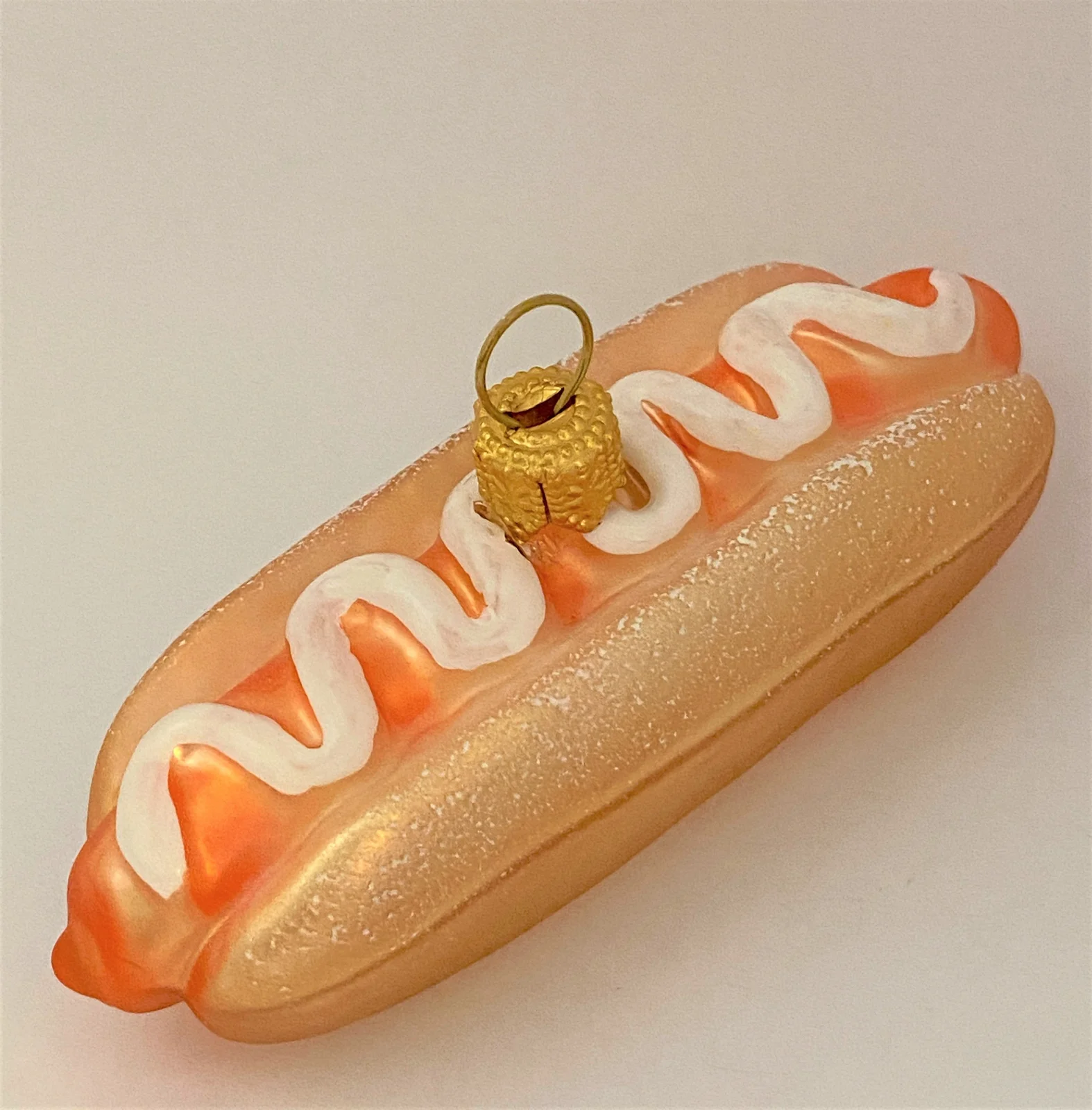 GMC Hot-Dog mit Mayonnaise