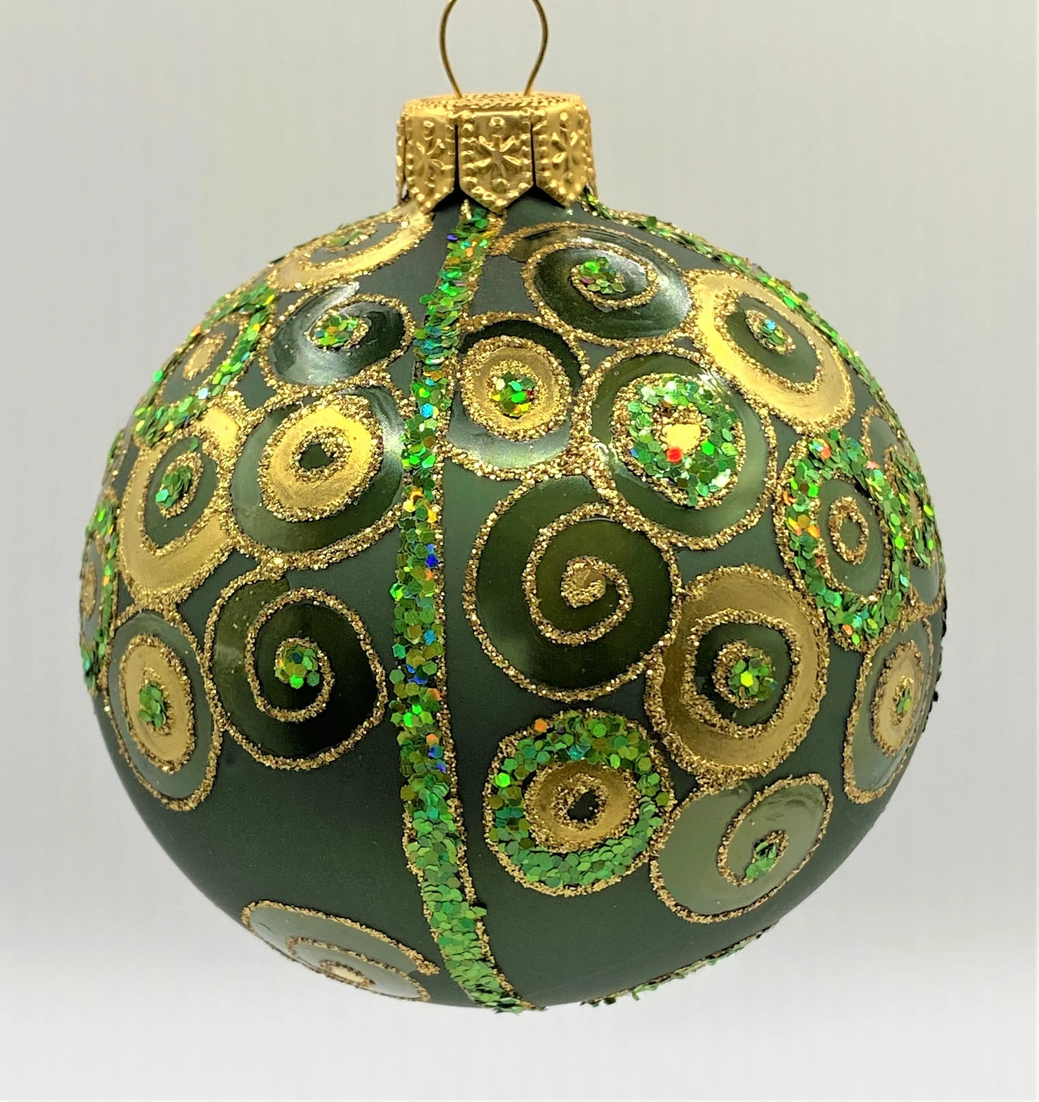 GMC Grüne Kugel matt mit goldenem Art-Deko Muster