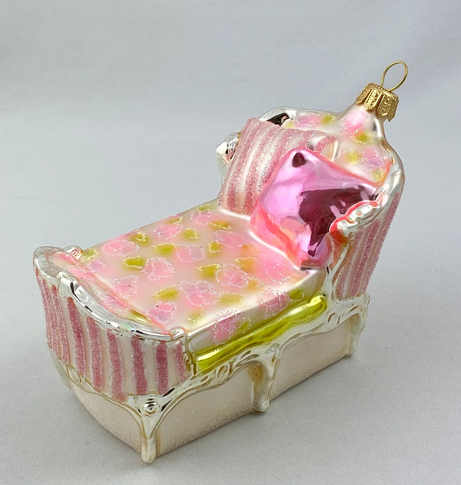 GMC Chaiselongue mit Rosendekor