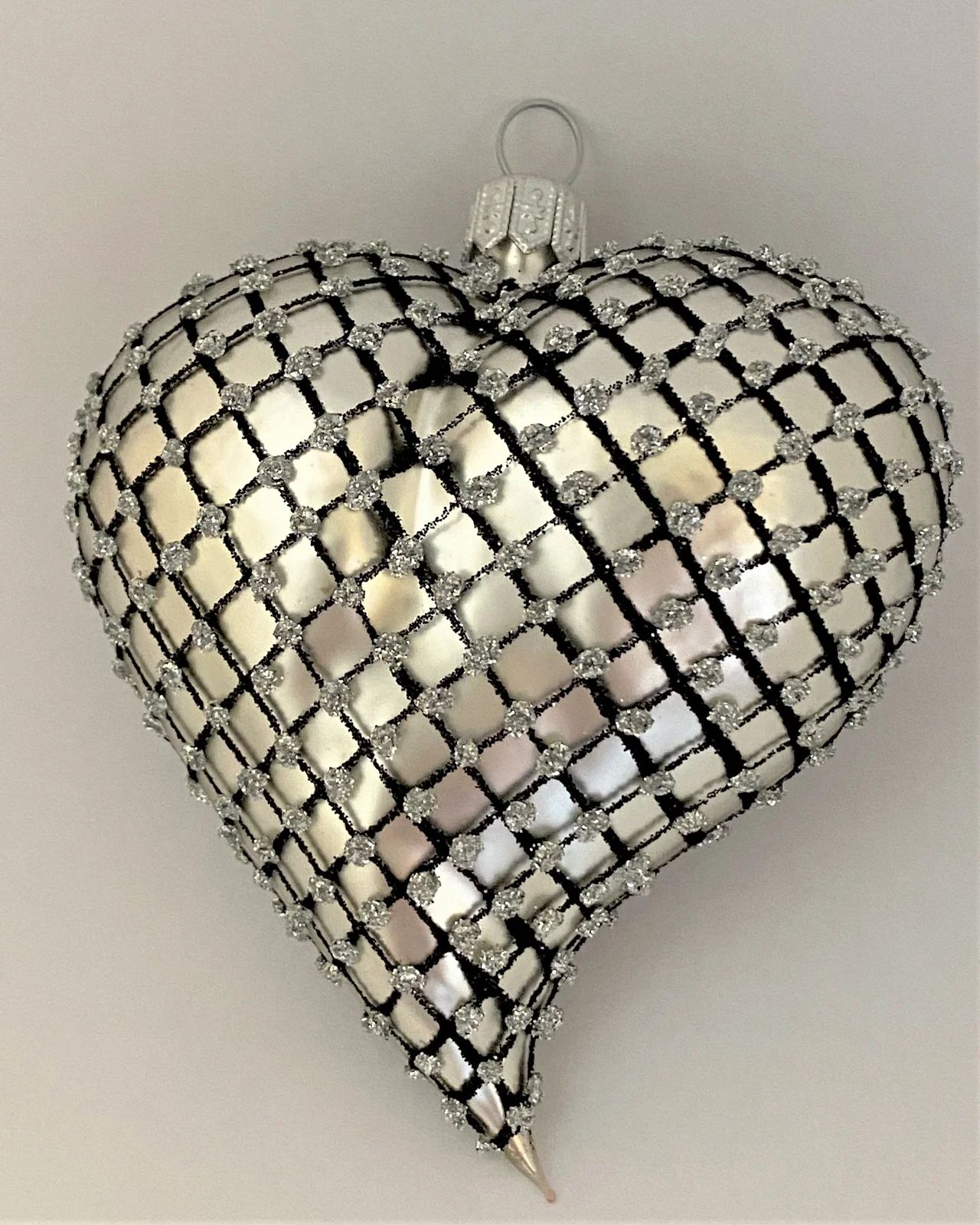 GMC Herz Silber matt mit Netzmuster