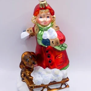 Komozja Das Mädchen macht mit dem Hund eine Schneeball-Schlacht KOMOZJA MOSTOWSKI