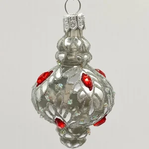 Szklo Silbernes transparentes, orientalisches Ornament mit roten Schmucksteinen