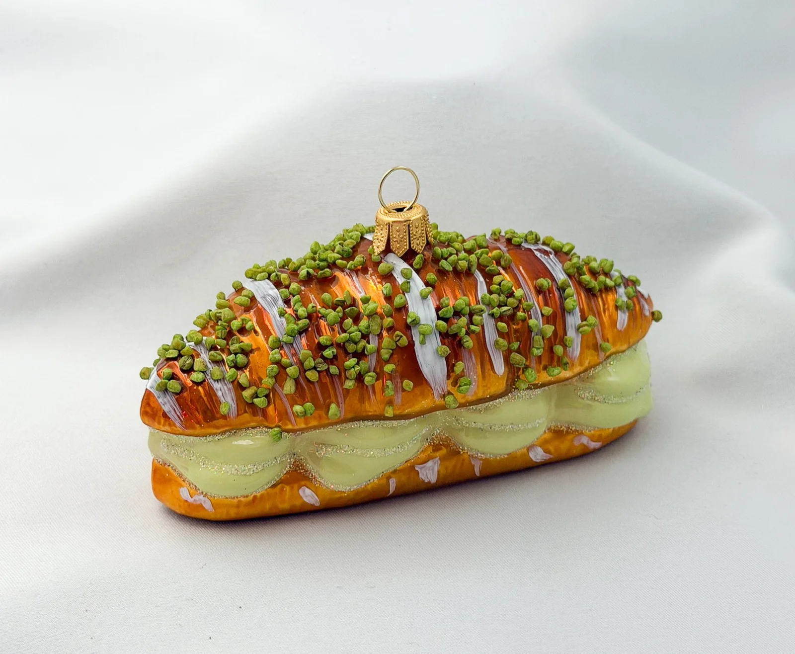 Impuls Croissant mit Pistazien-Creme Füllung, Gipfeli