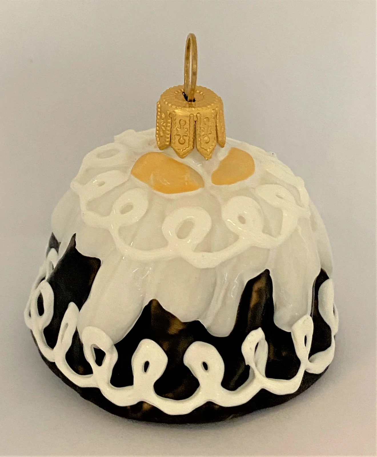GMC Schokoladen Guggelhopf mit Zuckerguss