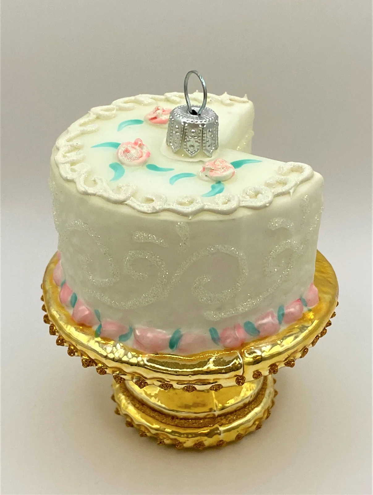 Hanco Buttertorte mit Rosendekor, auf Tortenschale