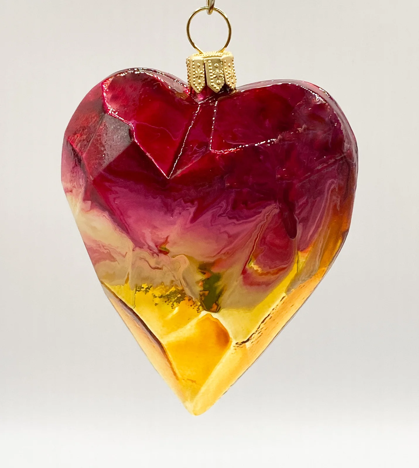GMC Herz gold-magenta marmoriert, kubistisch