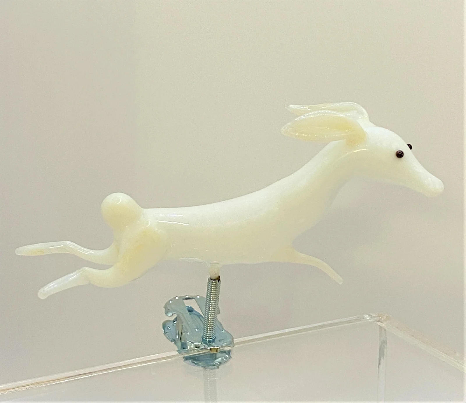 Glasworkshop Hase im Sprung auf Clip