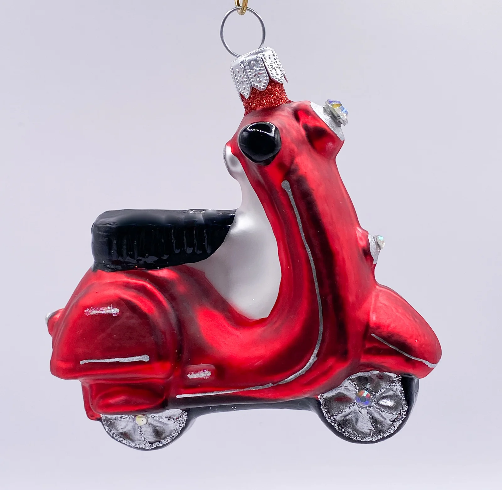 GMC Roter Motor-Roller Vespa
