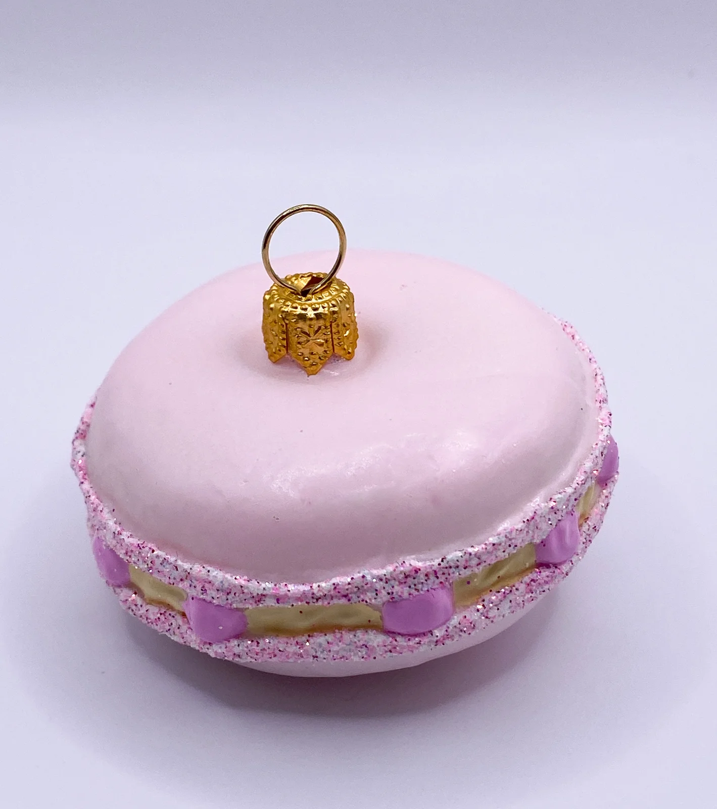 GMC Himbeer Macaron, Luxemburgerli