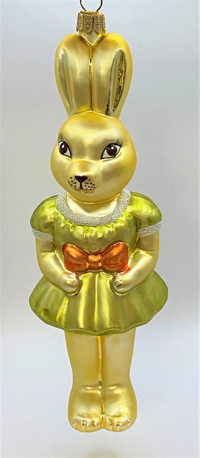 Sonstige Osterhasen-Mädchen in grünem Kleidchen