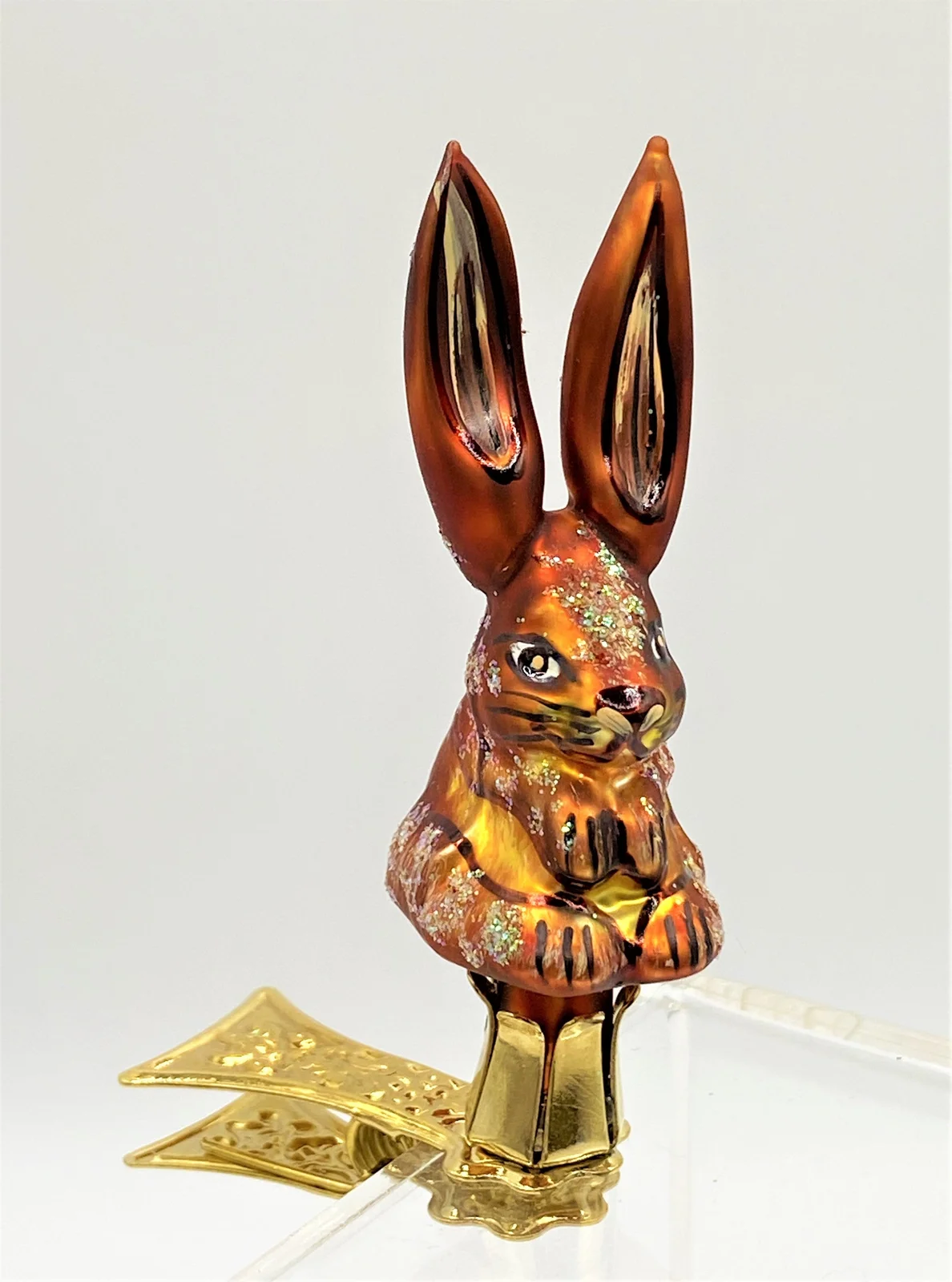 Wiktoria Kleiner brauner Hase auf Clip