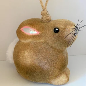 Dagmara Brauner flauschiger Osterhase