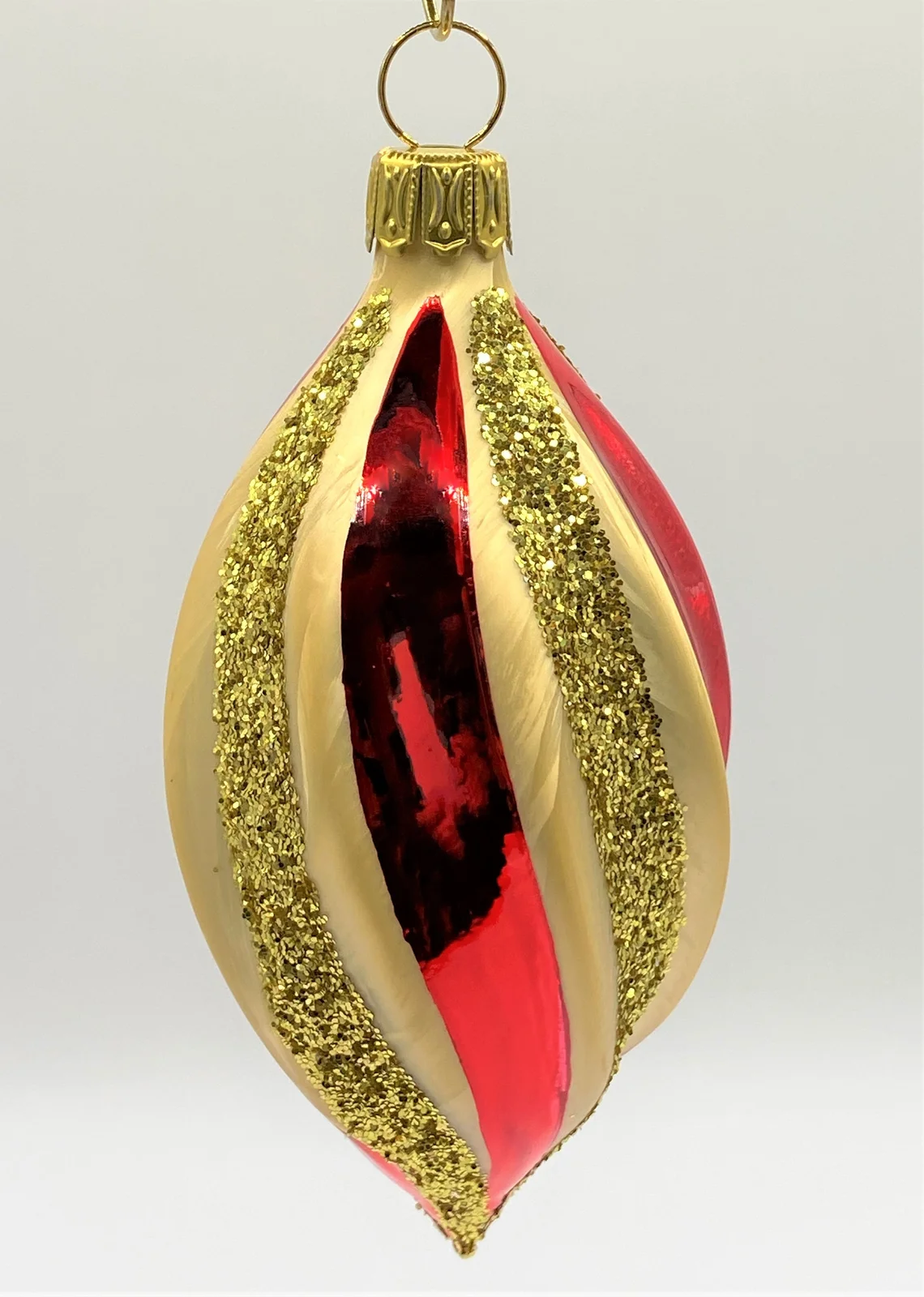 ANVA Zapfenform Rot und goldener Eislack