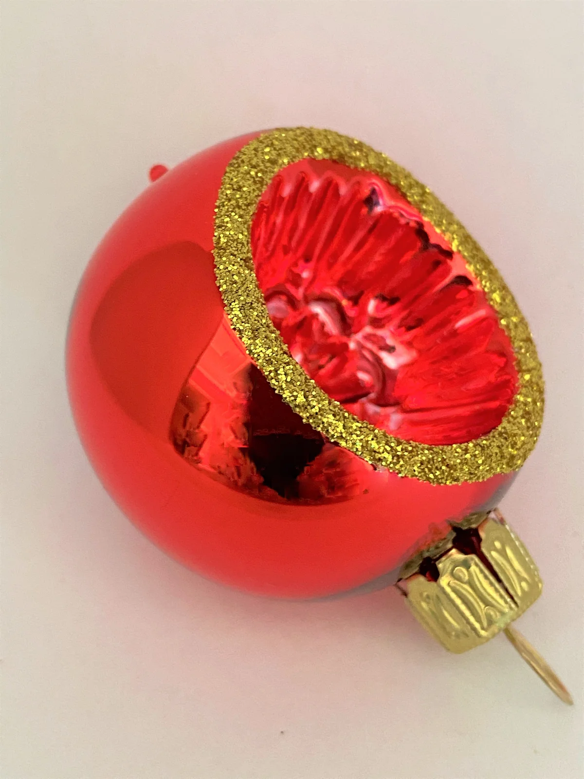 Thüringer Kleine rote Reflex-Kugel, mit rotem Reflex