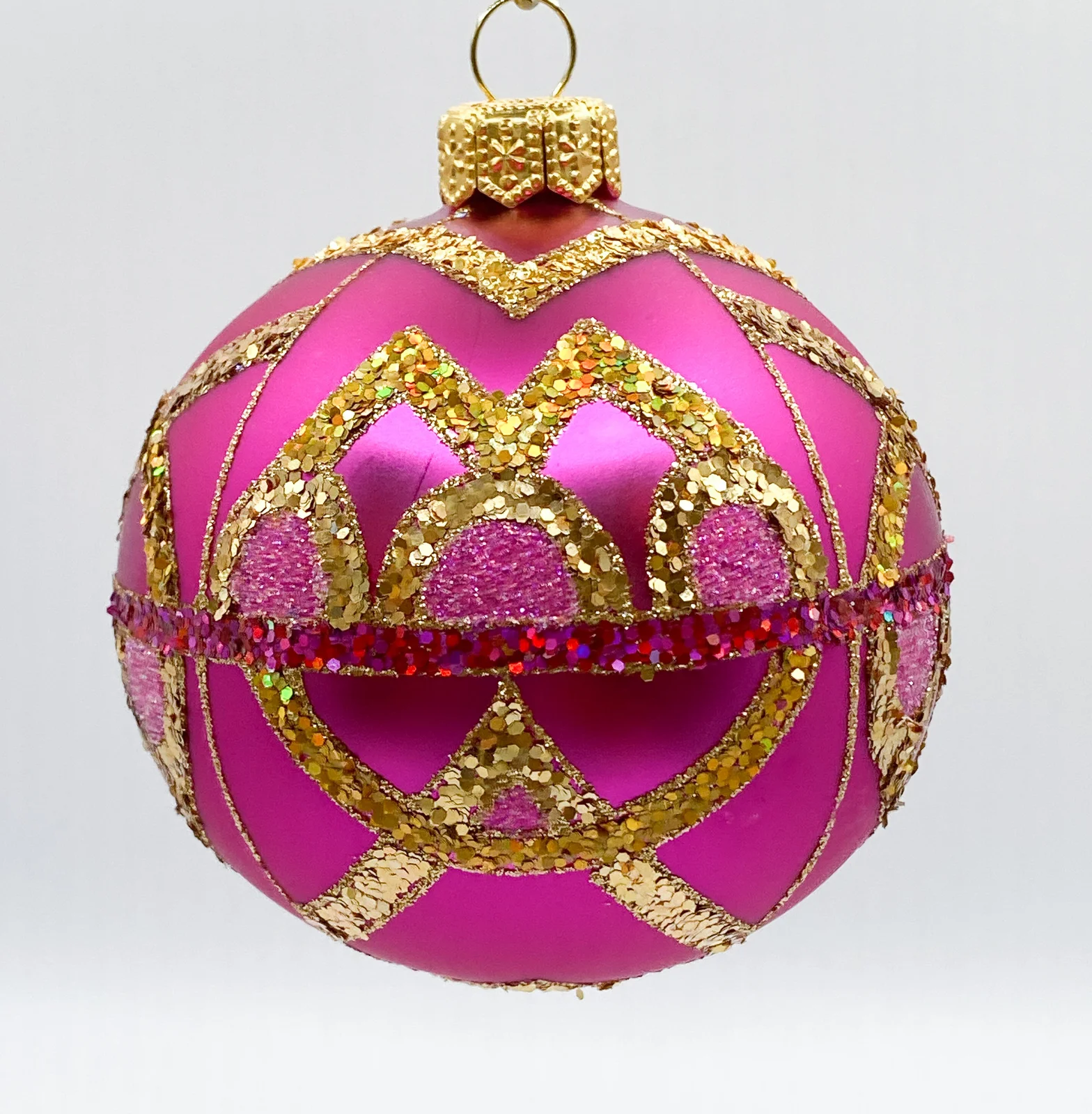 GMC Kugel in Pink mit goldenem Dekor