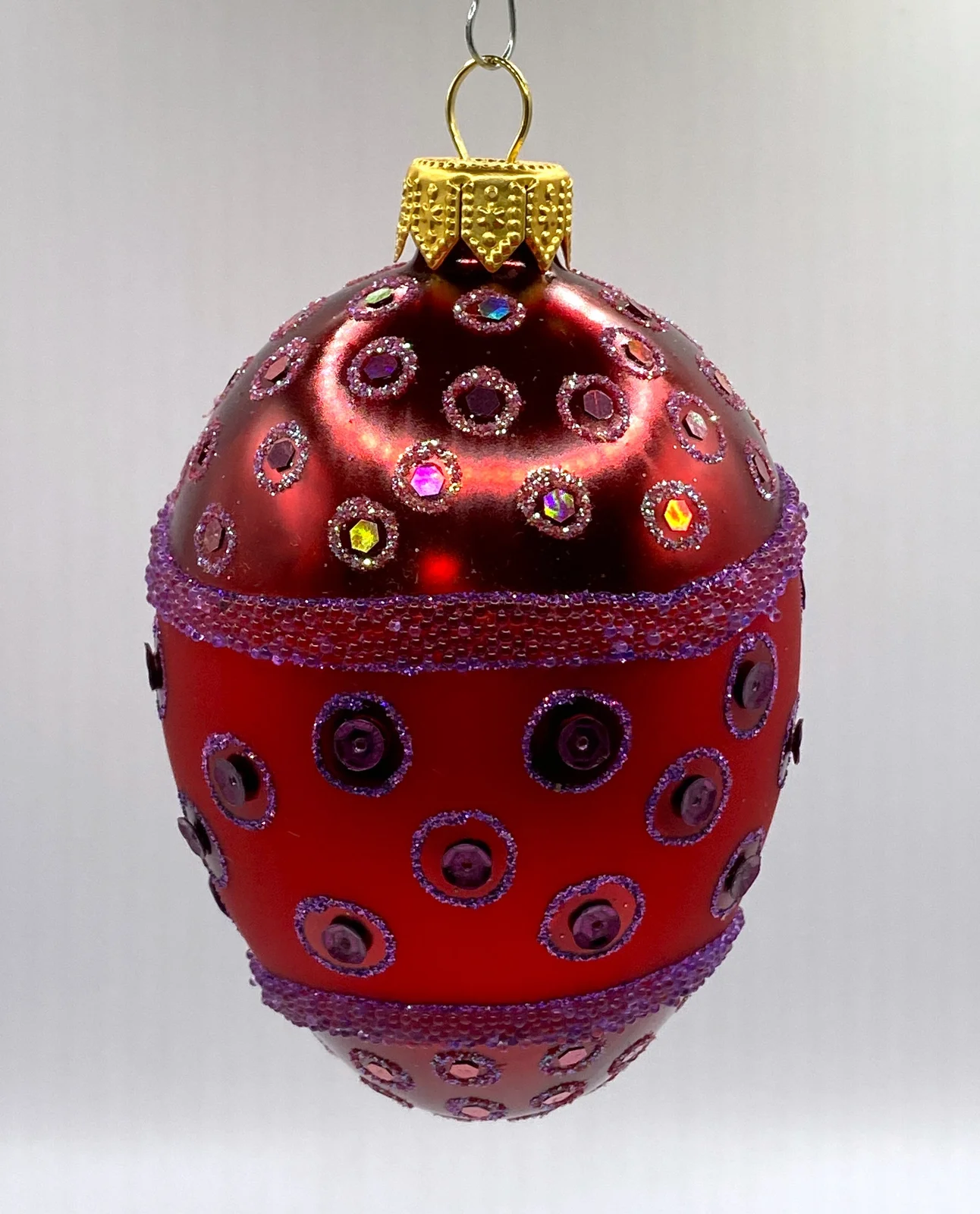 GMC Faberge-Ei magenta mit Tupfendekor