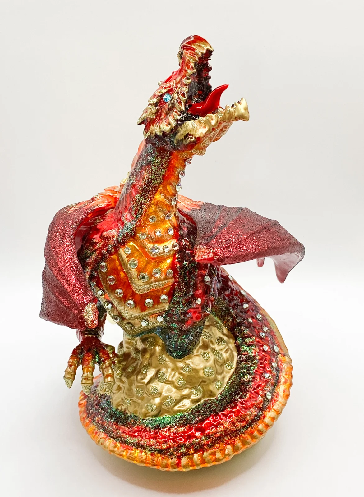 GlitterLab Roter Drachen auf dem Gold-Schatz, GlitterLab