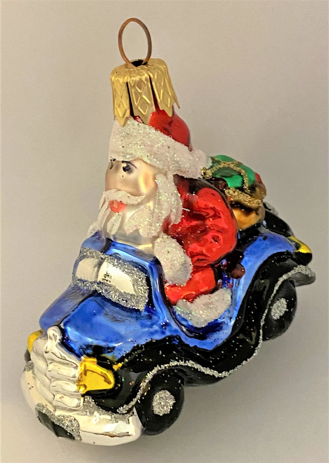 MaxGlass Santa im Auto