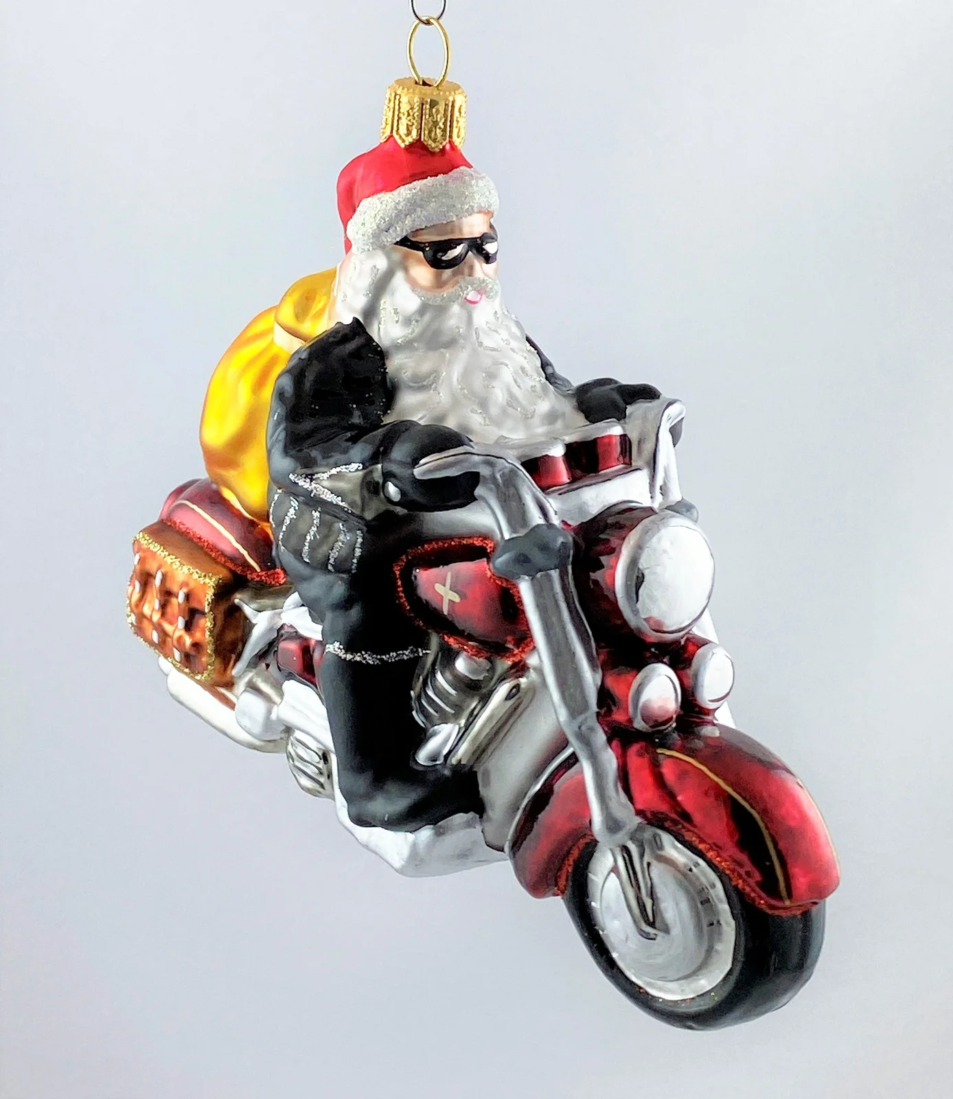 Hanco Santa bringt die Geschenke mit dem coolen Motorrad