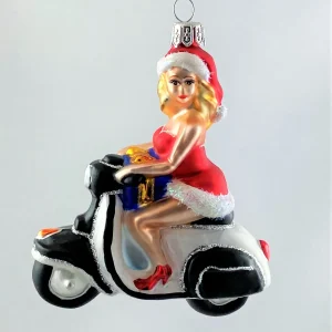 Hanco Santa Girl bringt das Geschenk mit der Vespa, Motor-Roller