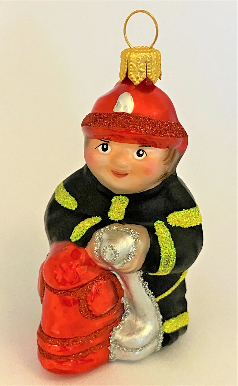 Impuls Kleiner Feuerwehrmann am Hydrant