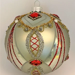 Hanco Kugel silbrig im Biedermeier-Stil mit roten Schmucksteinen