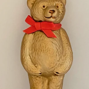 Christborn Teddy-Bär mit rotem Band