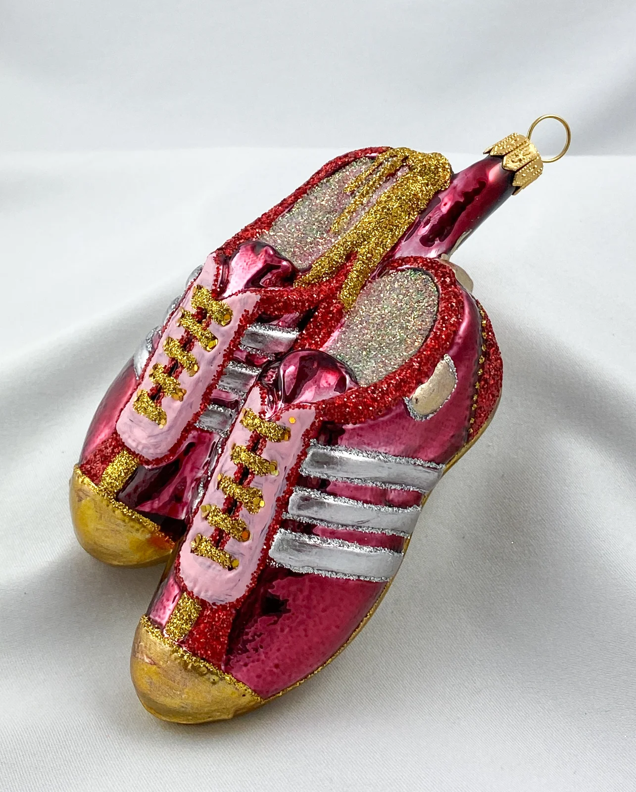 GMC Paar Fussball-Schuhe mit drei Streifen