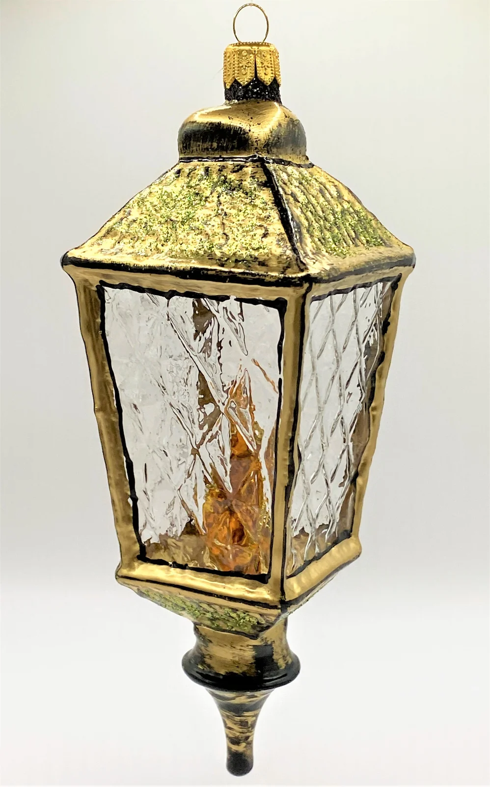 Wiktoria Grosse goldene Laterne mit Kerze
