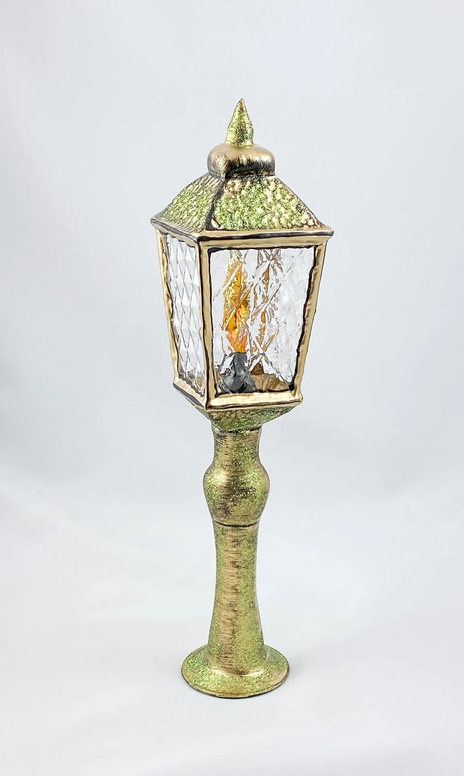 Wiktoria Grosse goldene Laterne mit Kerze zum Stellen