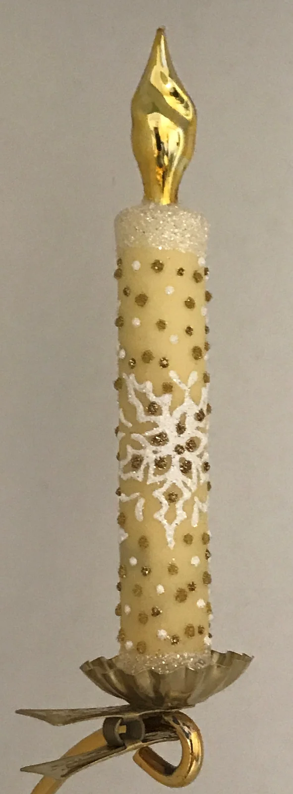 Dummy Gelbe Kerze mit weiss/gold Dekor auf Clip