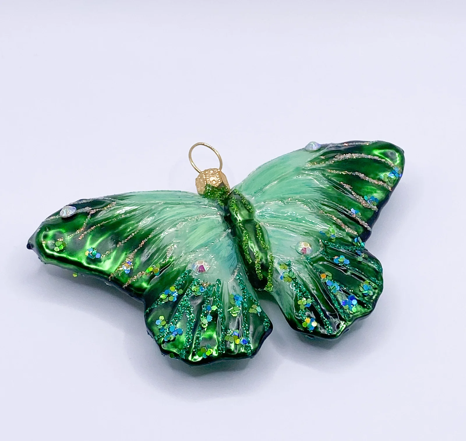 GMC Grüner Schmetterling mit Schmucksteinen