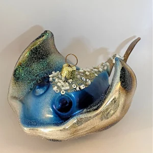 Christmas Inspiration Blauer Glitzer-Manta Rochen