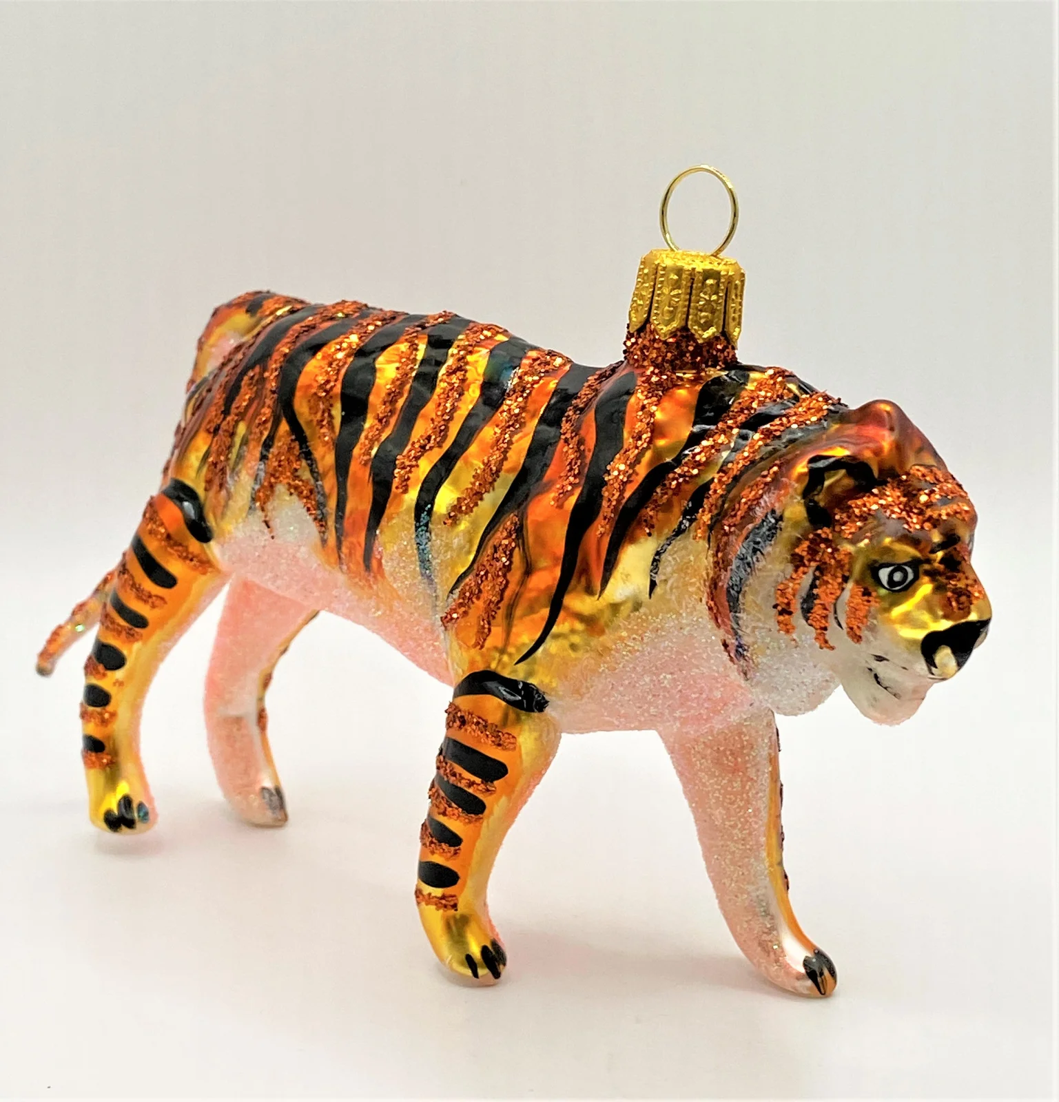 Wiktoria Tiger auf der Pirsch