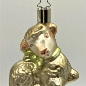 Inge-Glas Liegendes Oster-Lämmchen mit grüner Schleife