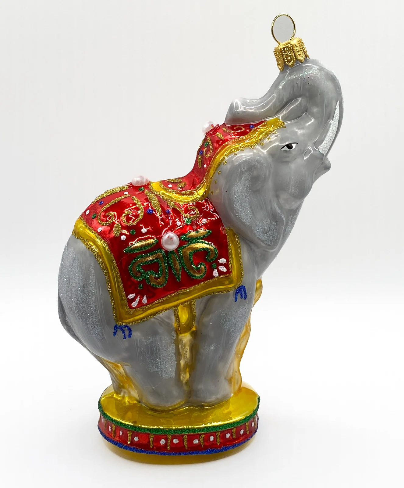 Glassware Indischer Elefant macht Kunststücke