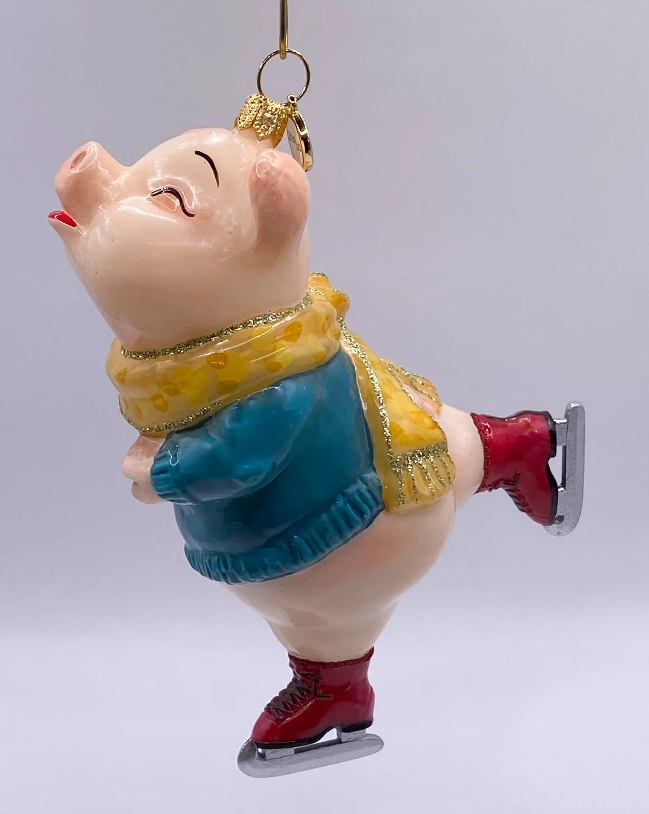 GlitterLab Das Schweinchen hat viel Spass beim Schlitt-Schuh-Laufen, Glitterlab